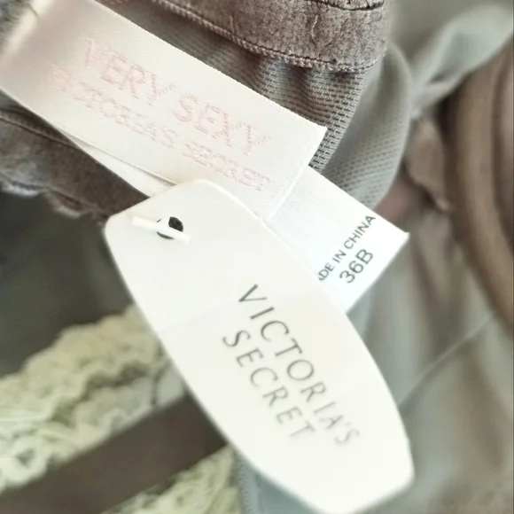 Victoria's Secret Vintage Very Sexy Bustier Corset Garter Dress Thong Panty NWT - Picture 9 of 16